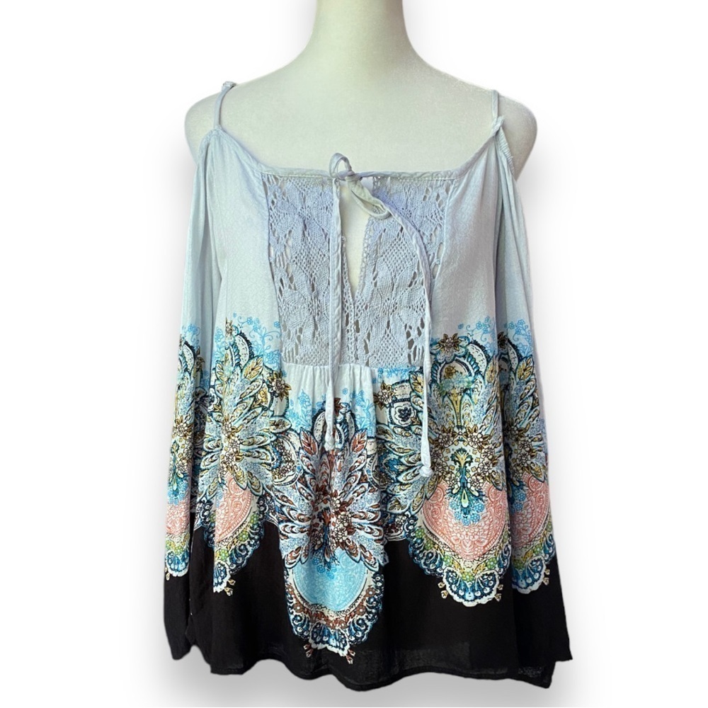 Socialite Boho Paisley Print Bell Sleeve Off Shoulder Flowy Tunic Top | Size M